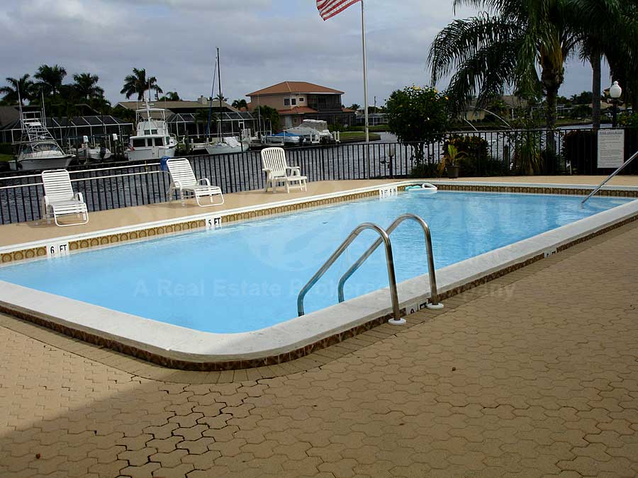 Vista Pointe Community Pool